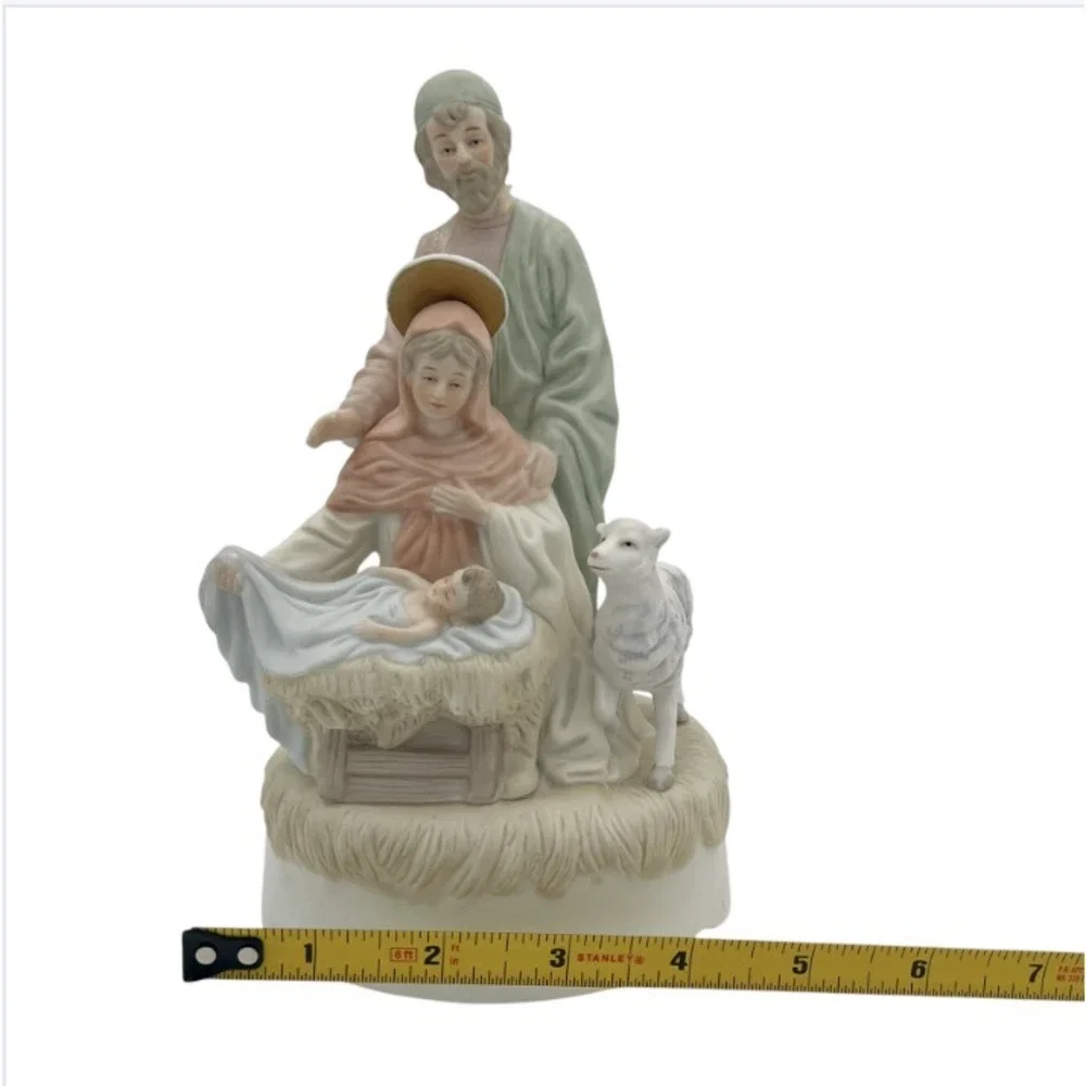 1983 Lefton Christopher Collection Musical Nativity‎ Away in a Manger Figurine